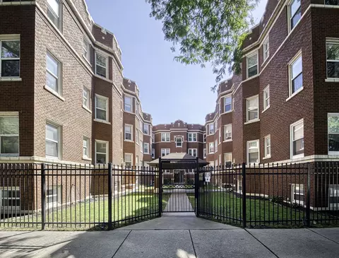6423 N Greenview Ave #0W, Chicago, IL 60626