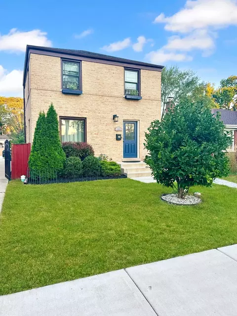 1322 Elliott St, Park Ridge, IL 60068