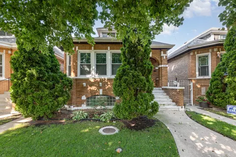 6140 S Karlov Ave, Chicago, IL 60629