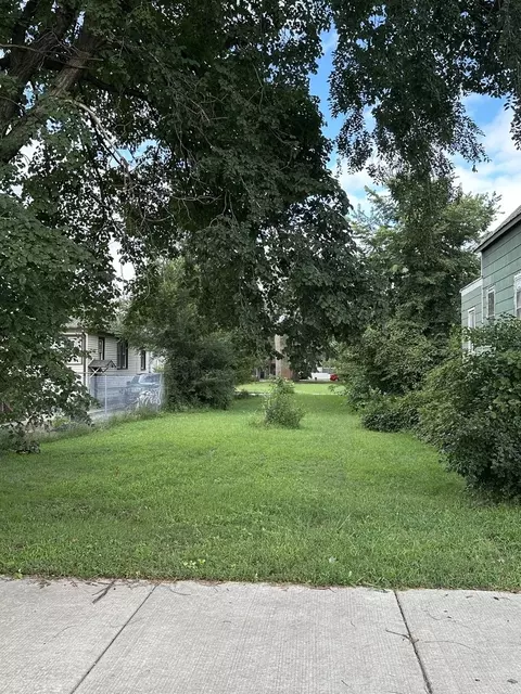 13431 S Houston Ave, Chicago, IL 60633