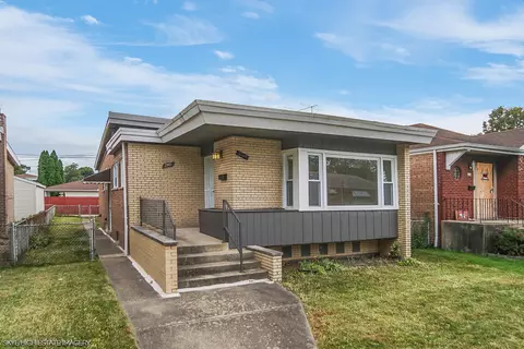 2149 E 90th St, Chicago, IL 60617