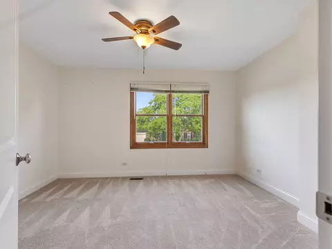 Bedroom - 3925 Charlemagne Dr, Hoffman Estates, IL 60192 photo 5 of 5