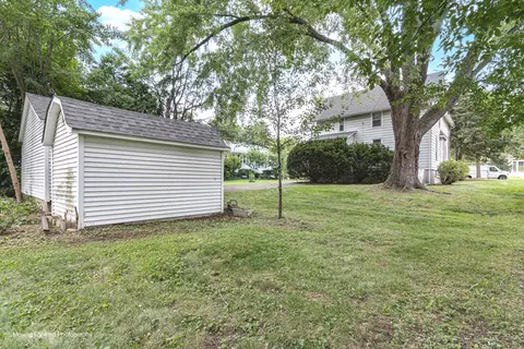 838 Cedar Ave, Elgin, IL 60120 photo 33