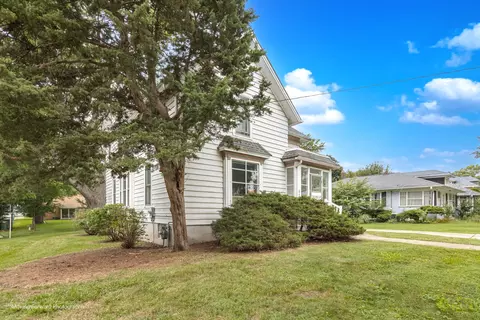 838 Cedar Ave, Elgin, IL 60120 photo 34