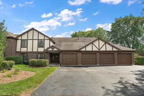6715 180th St #5, Tinley Park, IL 60477