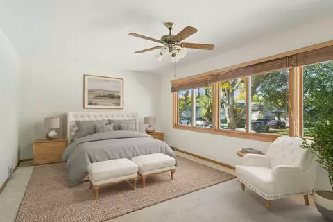 1355 Phoenix Dr, Des Plaines, IL 60018 photo 7
