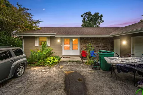 11704 Banbridge Dr, Roscoe, IL 61073