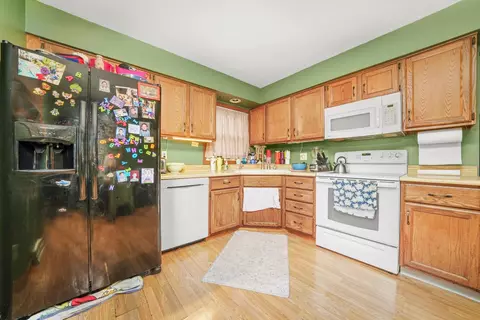 11704 Banbridge Dr, Roscoe, IL 61073 photo 10