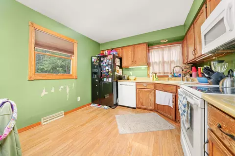 11704 Banbridge Dr, Roscoe, IL 61073 photo 11