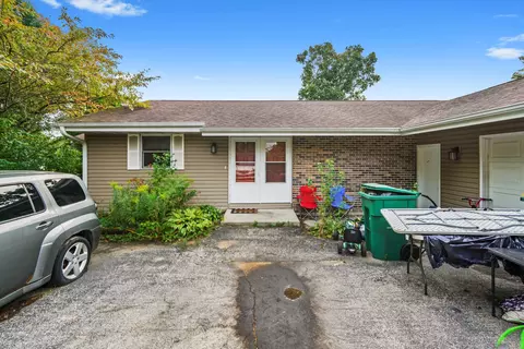 11704 Banbridge Dr, Roscoe, IL 61073 photo 2