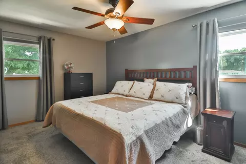 745 Towne Dr, Freeport, IL 61032 photo 13