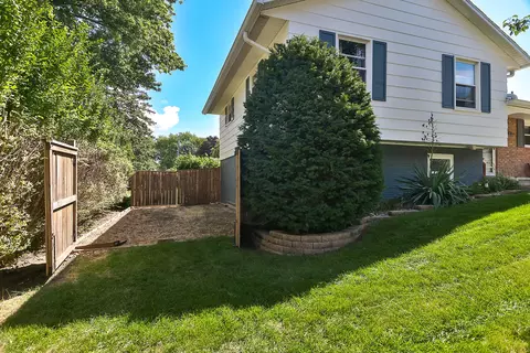 745 Towne Dr, Freeport, IL 61032 photo 31