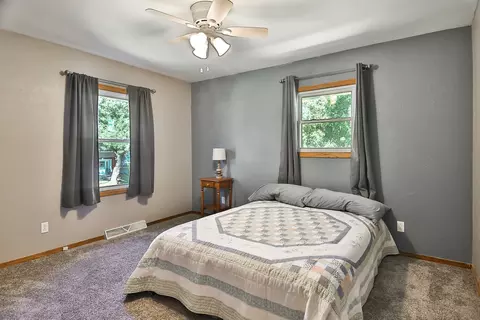 745 Towne Dr, Freeport, IL 61032 photo 17