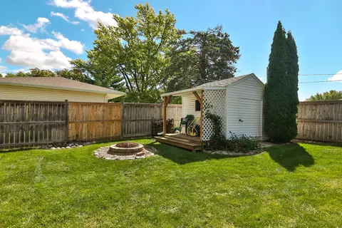745 Towne Dr, Freeport, IL 61032 photo 28