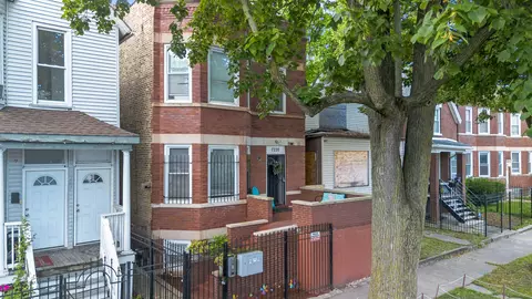 7220 S Carpenter St, Chicago, IL 60621