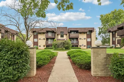 3013 Heritage Dr #5, Joliet, IL 60435
