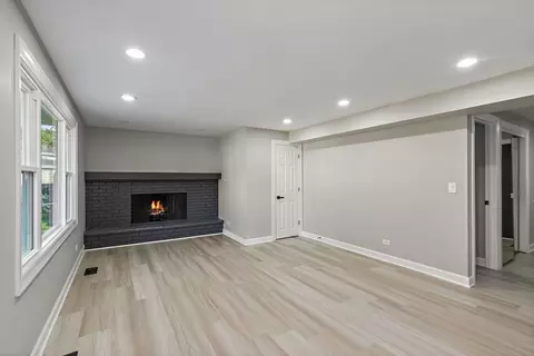 Living - 1810 E Boulder Dr, Mount Prospect, IL 60056 photo 5 of 5