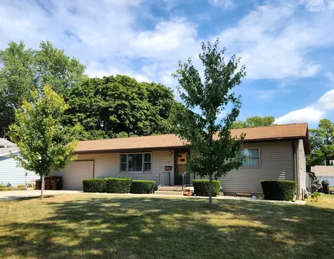 105 Birch St, Prophetstown, IL 61277
