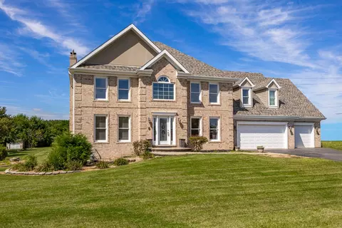 17814 Crystal Lake Dr, Homer Glen, IL 60491
