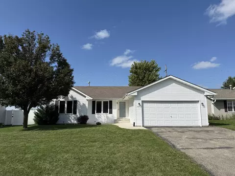 620 Cranbrook Ln, Mount Morris, IL 61054