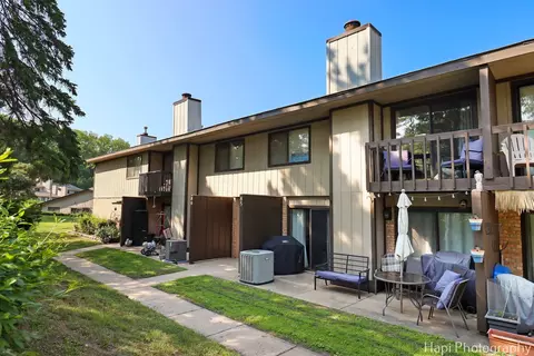 85 Woodhills Bay Rd #85, Fox Lake, IL 60020