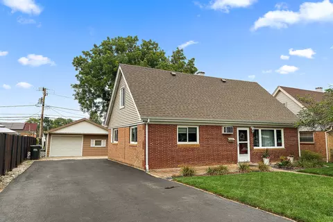10907 Moody Ave, Chicago Ridge, IL 60415