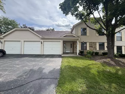 743 Sterling Ct #A2, Bartlett, IL 60103