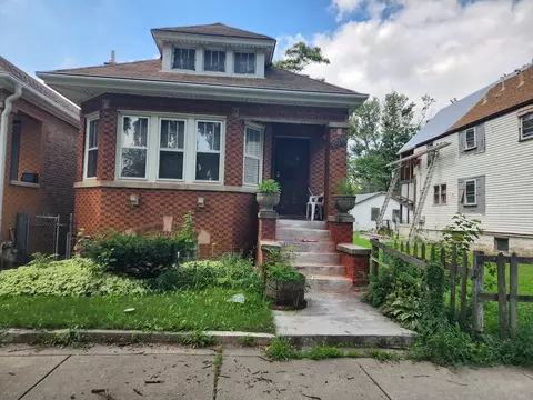 7234 S Wood St, Chicago, IL 60636