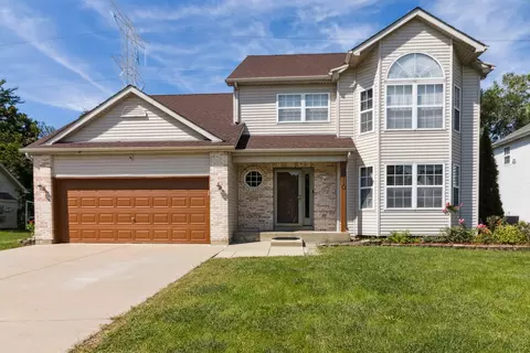 1110 Natalie Dr, West Chicago, IL 60185