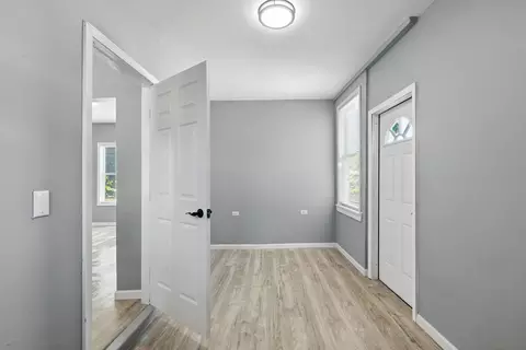 Entry Way - 838 E 90th St, Chicago, IL 60619 photo 3 of 3
