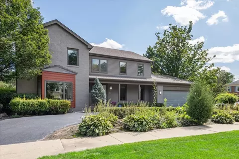 183 Oakmont Dr, Deerfield, IL 60015