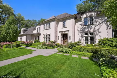 125 Birch St, Winnetka, IL 60093