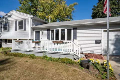 Exterior - 402 Bradley Ln, Normal, IL 61761 photo 4 of 8