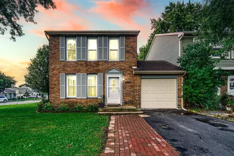 1326 Spring Valley Dr #1326, Carol Stream, IL 60188