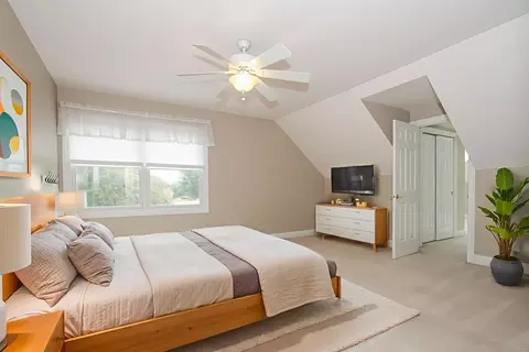 Bedroom - 37 River Ridge Dr, Sleepy Hollow, IL 60118 photo 7 of 8