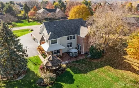 View/Area - 37 River Ridge Dr, Sleepy Hollow, IL 60118 photo 1 of 2