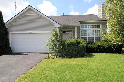 2275 Oakwood Dr, Belvidere, IL 61008