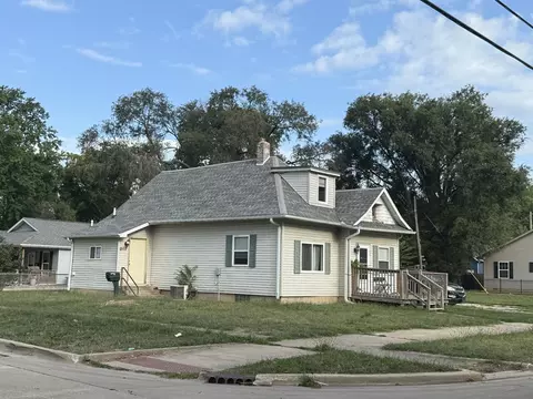 1202 W Church St, Urbana, IL 61801