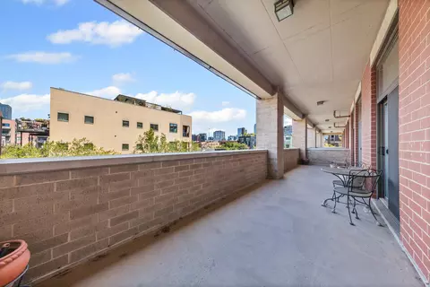 Exterior - 1301 W Madison St #306, Chicago, IL 60607 photo 1 of 3