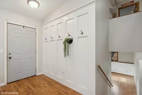 Entry Way - 35720 N Laurel Ave, Ingleside, IL 60041 photo 2 of 3