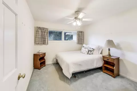 Bedroom - 516 Short Ln, Glenview, IL 60025 photo 1 of 6