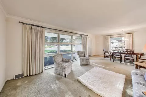 Living - 516 Short Ln, Glenview, IL 60025 photo 1 of 2