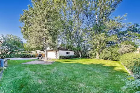 Exterior - 516 Short Ln, Glenview, IL 60025 photo 6 of 7