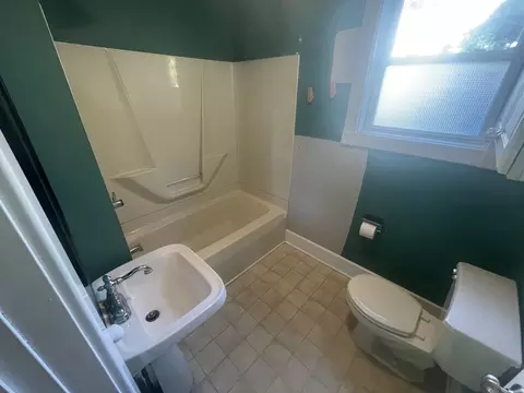 404 E Park St, Champaign, IL 61820 photo 13