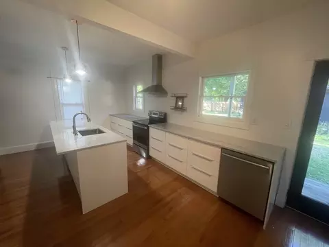 404 E Park St, Champaign, IL 61820 photo 7