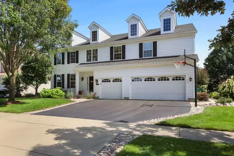 2245 Hazeltime Dr, Vernon Hills, IL 60061