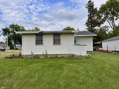 226 S Beech St, Forrest, IL 61741 photo 6
