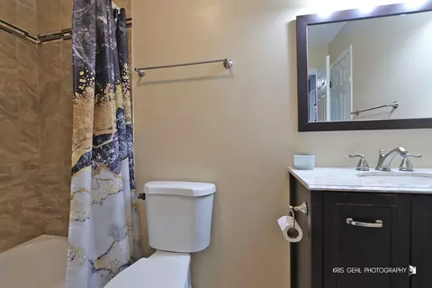 Bath - 205 S Cross Trl, Mchenry, IL 60050 photo 2 of 2