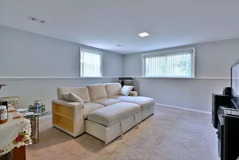 Other - 565 S Lyman Ave, Des Plaines, IL 60016 photo 3 of 6