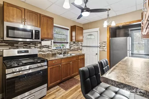 Kitchen - 355 S Myrtle Ave, Kankakee, IL 60901 photo 2 of 2